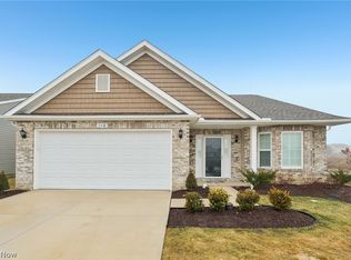 118 Stonecrest Trl, Elyria, OH