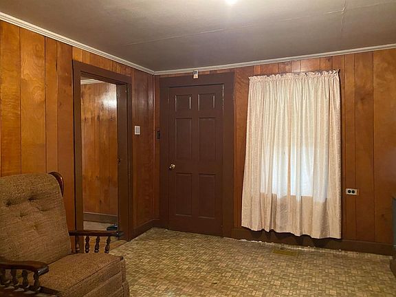 5th image of 93 Cawood St