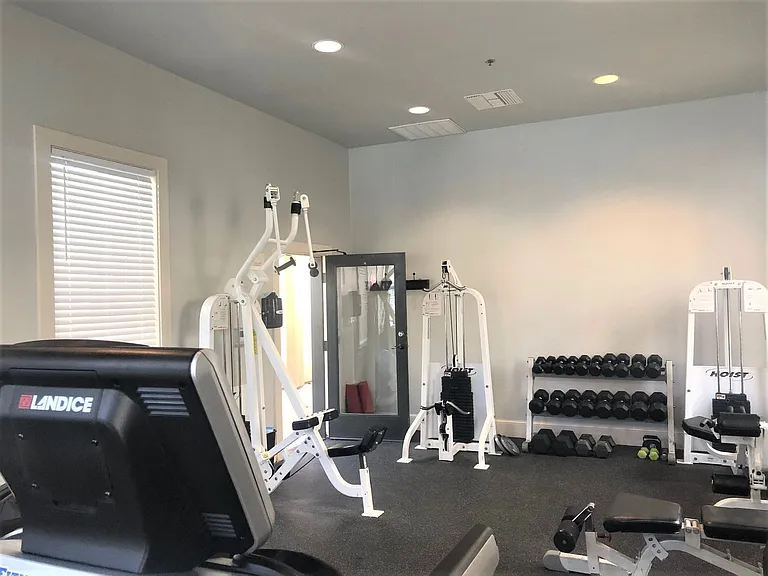 de Tolosa Ranch Apartments — Photo 26