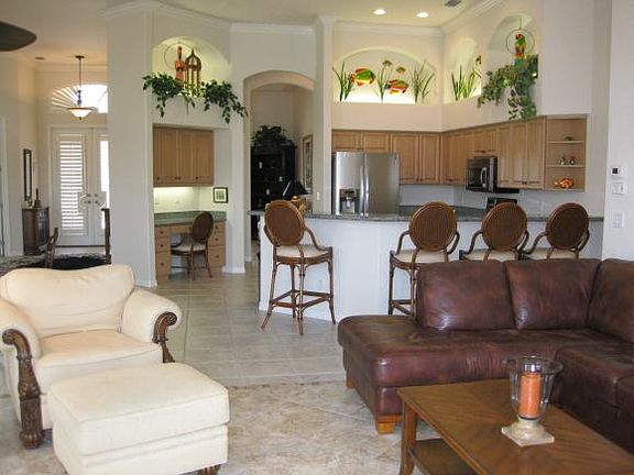 5th image of 470 Kendall Dr