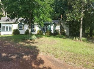 560 Thompson Rd, Marshall, TX 75670
