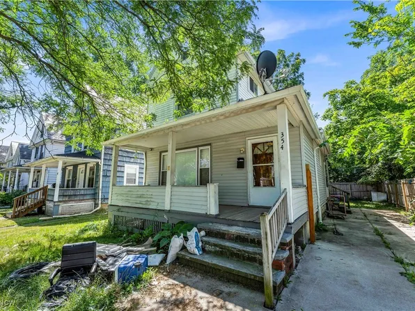 354 11th St, Elyria, OH 44035