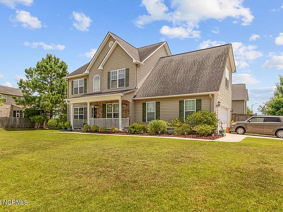 2nd image of 604 Walkens Woods Ln