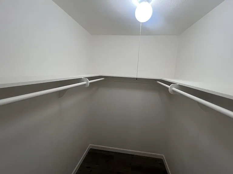 1325 N 48th St #2 — Photo 13