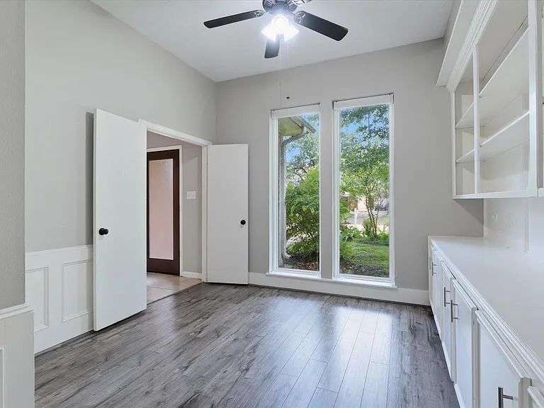 12015 Fawnview Dr — Photo 14