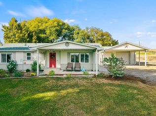 2092 N Wenas Rd, Selah, WA 98942