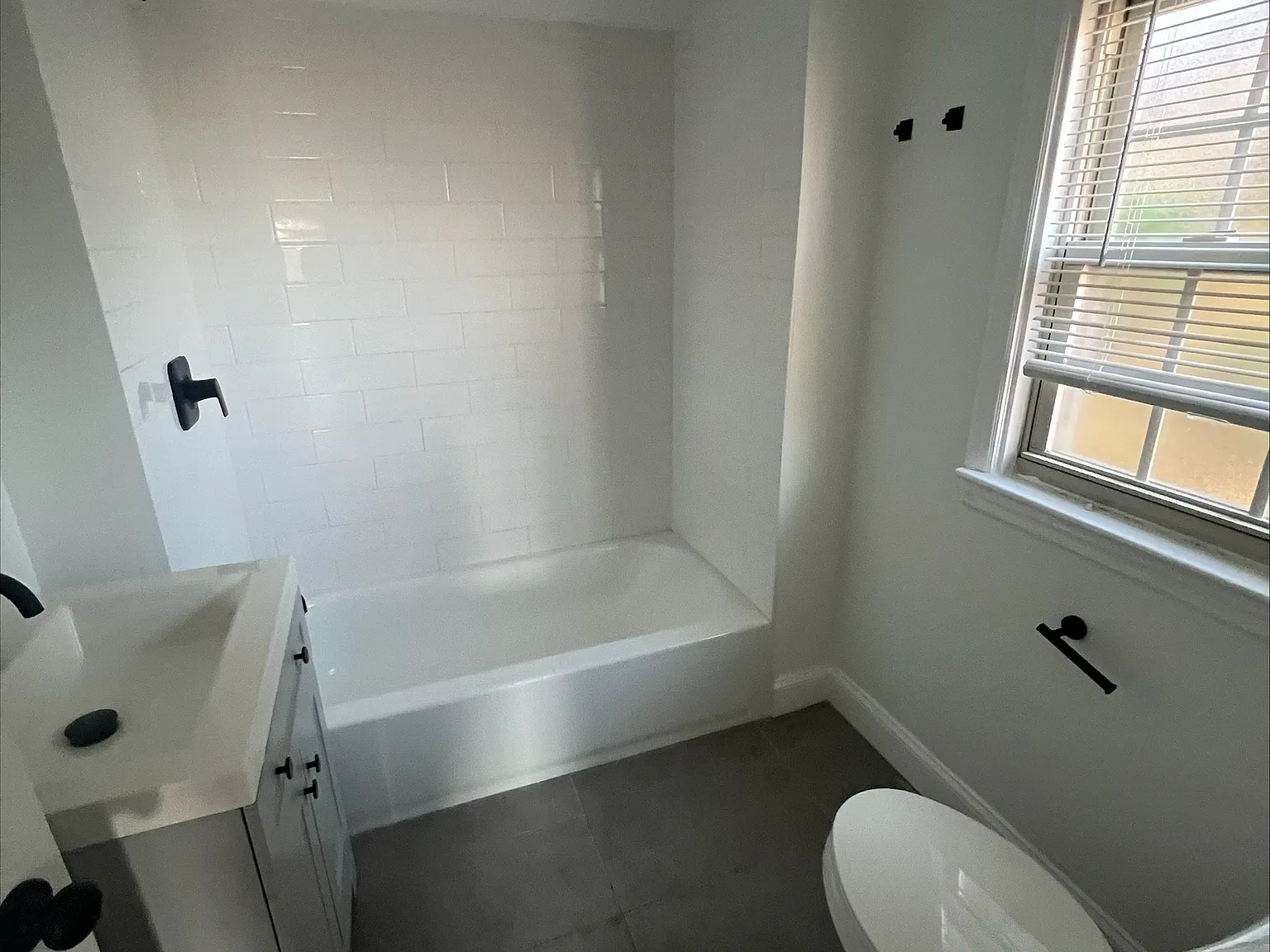 Parklynn Apts — Photo 2