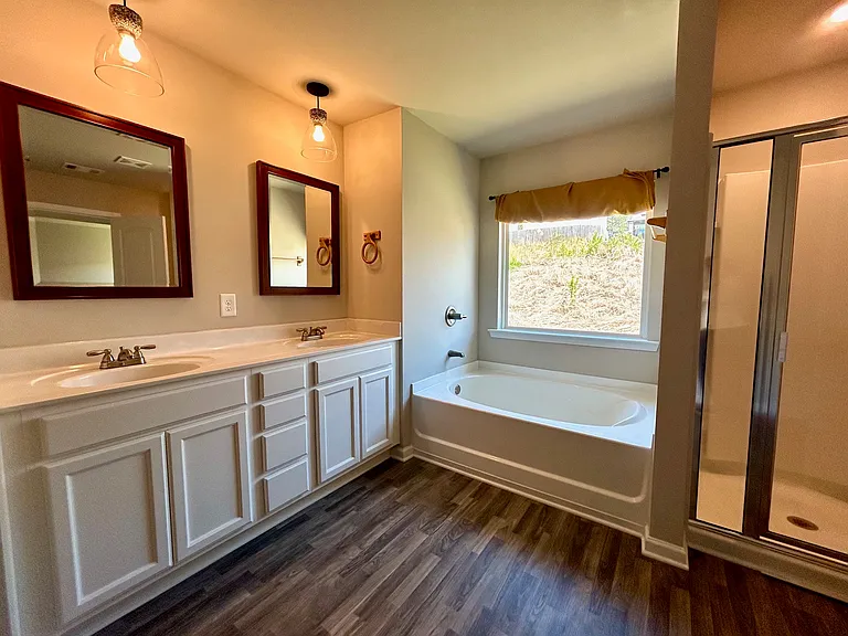 204 Aimes Dr — Photo 23