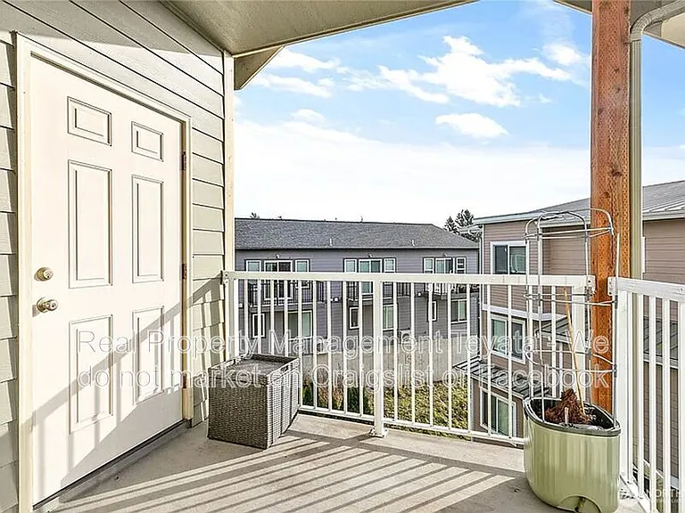 2173 Sunnybrook Ln #202 — Photo 22