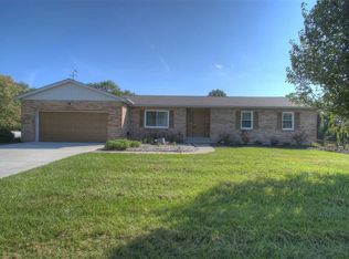 220 Clearview Ln, Crittenden, KY 41030