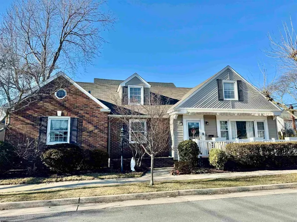 8505 Monmouth Ave, Margate, NJ 08402