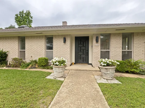 7757 Goforth Cir, Dallas, TX 75238