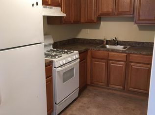 21 Branford Rd, Darby, PA 19023