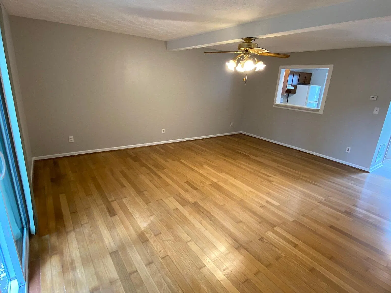 2 bed, 2.5 bath, 1200 sqft, $1,595 — Photo 4