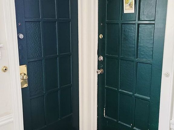 5th image of 305 Franklin St APT 31