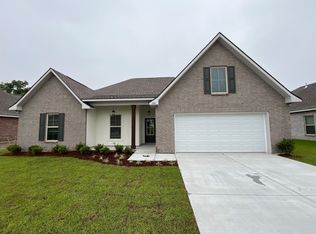 298 Sucrose Dr, Thibodaux, LA 70301