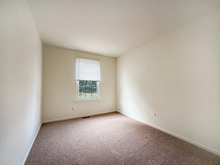 21 Stockton Ct — Photo 25