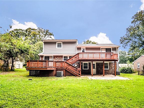 2nd image of 8325 Trout Ln