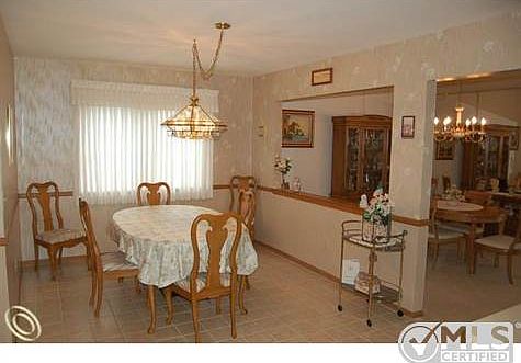 13721 Bayview 004.jpg