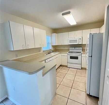 5th image of 17083 NW 23rd St #17083