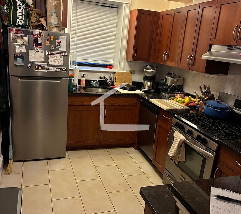 1st image of 39 Glenville Ave #1B
