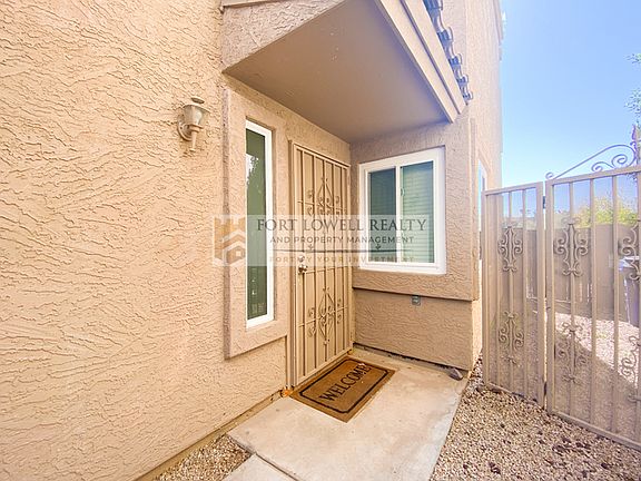3rd image of 1161 W Gary St