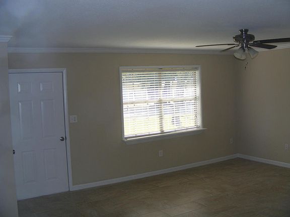 2nd image of 37 Okahatchee Cir