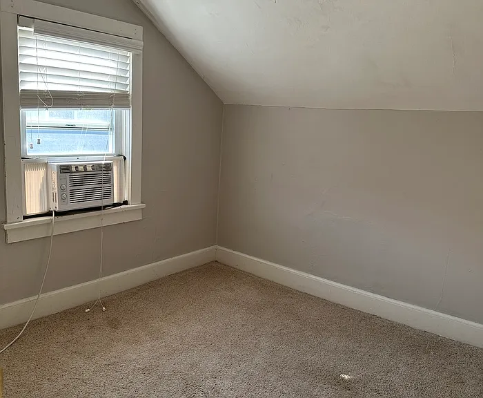 1722 W Woodbine Ave — Photo 14