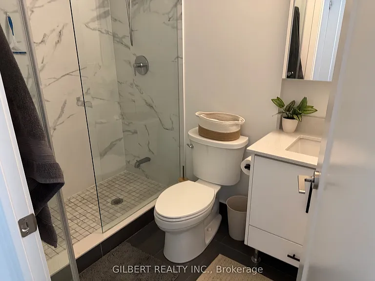 95 Oneida Cres #301 — Photo 8