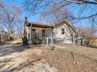 213 Hackley Ave, Des Moines, IA 50315