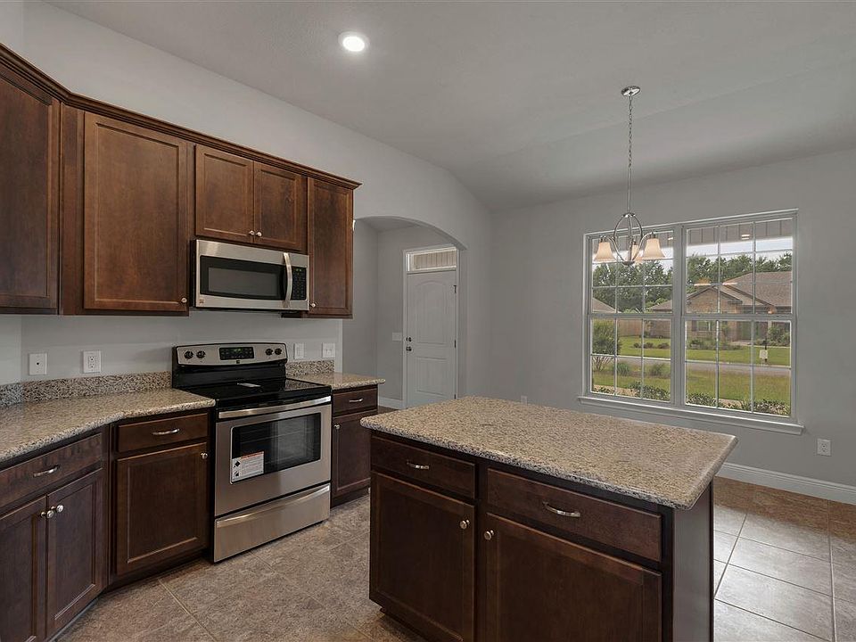 2nd image of 5747 E Bay Blvd