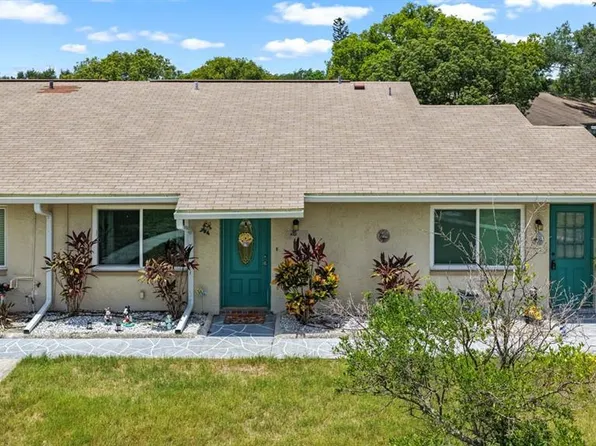 1906 Canterbury Ln Unit 26, Sun City Center, FL 33573