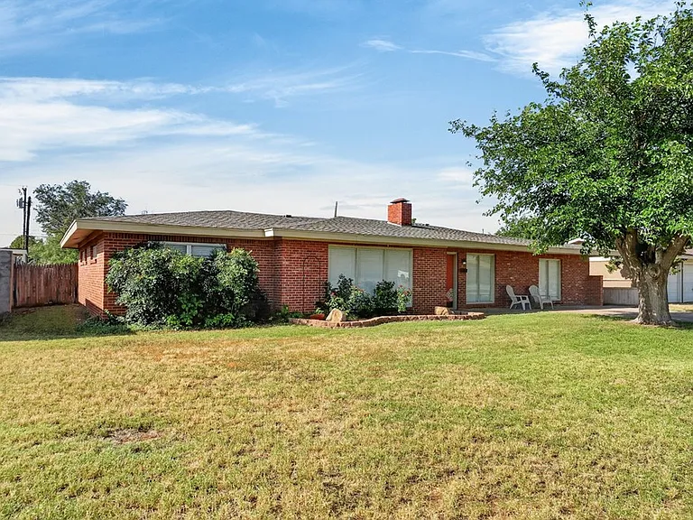 3111 W Louisiana Ave — Photo 3