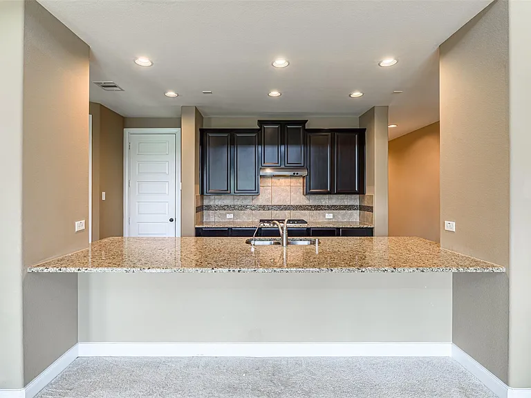 4607 Rockton Hills Ln — Photo 13