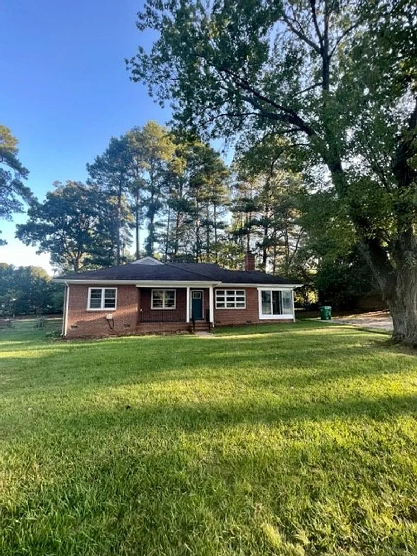 8806 Michaux Ln photo 1