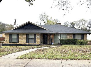 3042 Kiestridge Dr, Dallas, TX