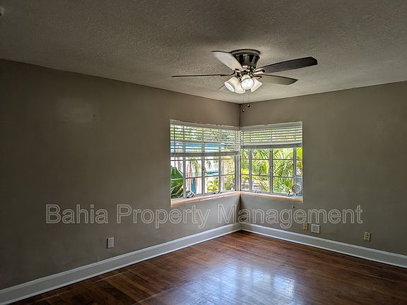 3rd image of 520 11th Ave N APT 3