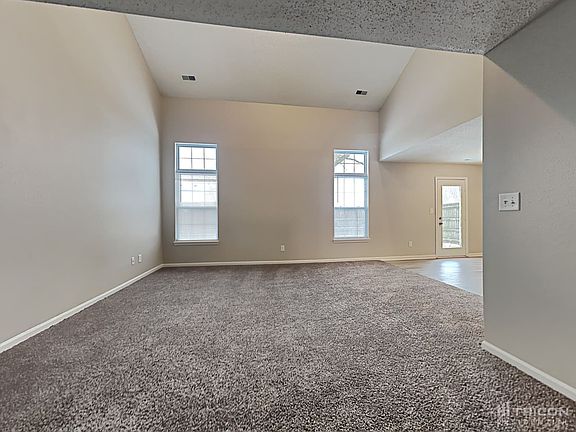 3rd image of 529 Bagley Ln