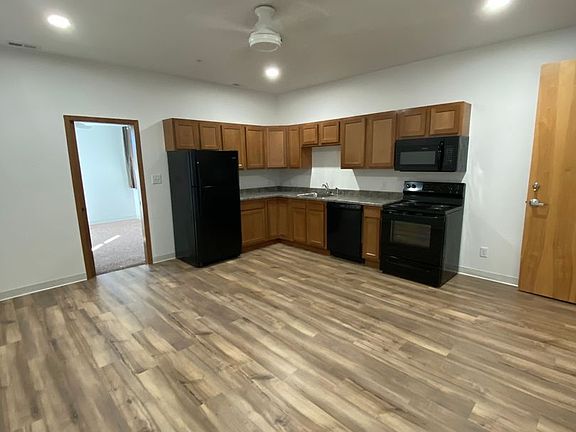 2nd image of 401 1st Ave #9