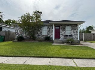 4504 Bayou Des Familles Dr, Marrero, LA 70072