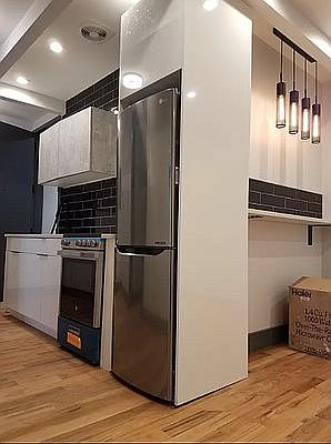 3rd image of 238 Montrose Ave #2B