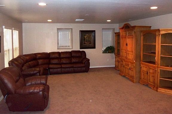 LOFT/DEN