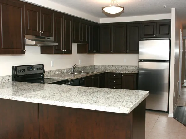 Lexington Grand, 1505 Ottawa St N, Kitchener, ON N2A 0E8