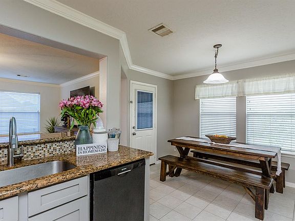 5th image of 3704 Trent Cove Ln