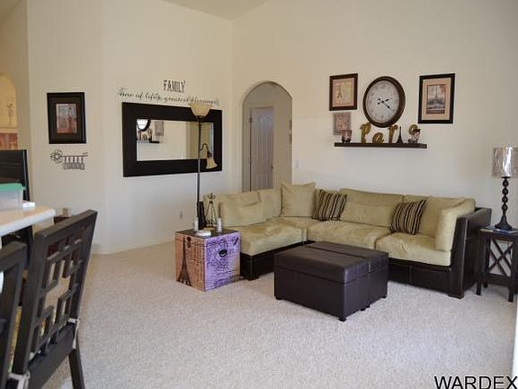 3rd image of 8689 N Mission Cir