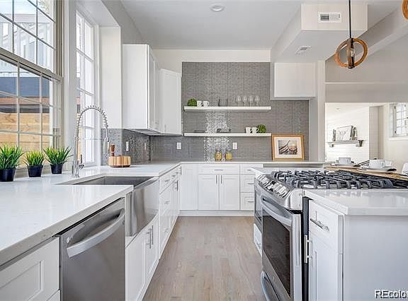 5th image of 2817 W 33rd Ave #1