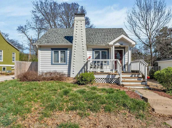 1634 Alabama St, Lawrence, KS 66044