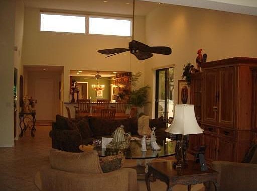 3rd image of 34 Cambridge Dr