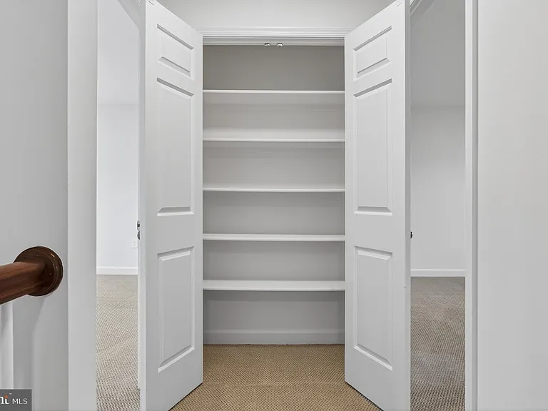 7705 Zulima Ct — Photo 28