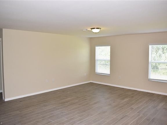 3rd image of 1825 NW 29th Ave